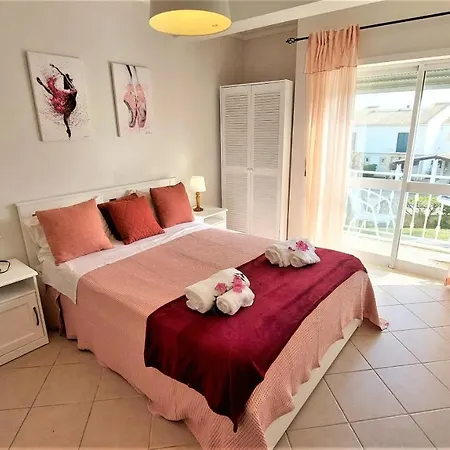 3 Bedroom In Oura With Amazing Pool At Walking Distance To Beach, Strip And Old Town, Wifi And Ac, Private *