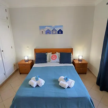 Apartament 3 Bedroom In Oura With Amazing Pool At Walking Distance To Beach, Strip And Old Town, Wifi And Ac, Private