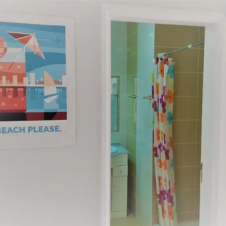 3 Bedroom In Oura With Amazing Pool At Walking Distance To Beach, Strip And Old Town, Wifi And Ac, Private Albufeira