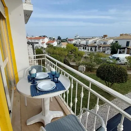 3 Bedroom In Oura With Amazing Pool At Walking Distance To Beach, Strip And Old Town, Wifi And Ac, Private Appartement