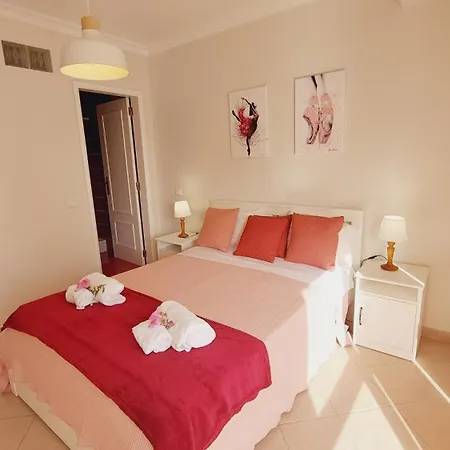 3 Bedroom In Oura With Amazing Pool At Walking Distance To Beach, Strip And Old Town, Wifi And Ac, Private Appartement *